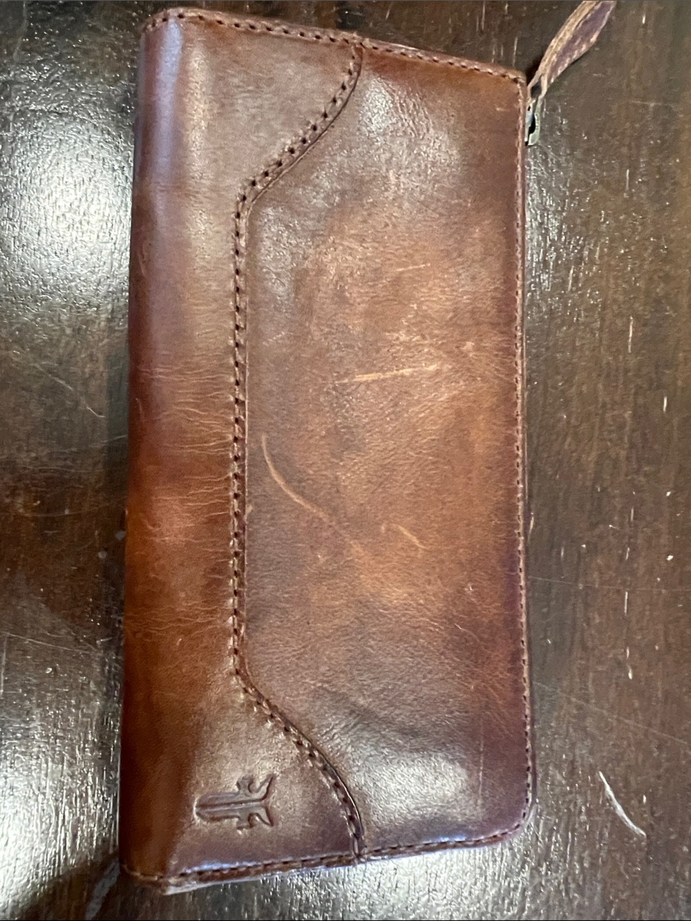 🤎 FRYE Brown Leather Zip Wallet – Distressed Leather – Multiple Card Slots-UNISE